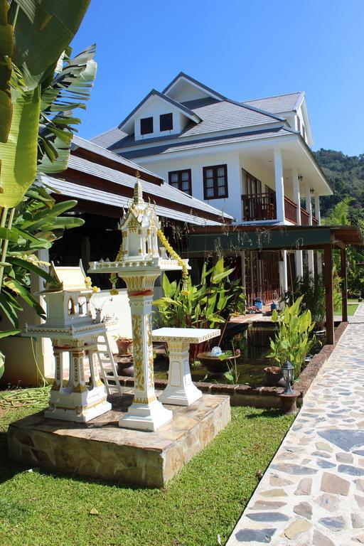 Villa Colina Khao Lak Rooms And Bungalows - Adults Only Kültér fotó